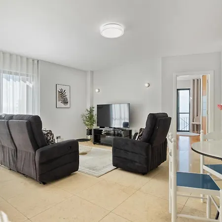 Forum Glam 5b By Homie Funchal (Madeira)